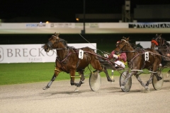 18AU2740