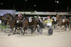 18AU2011